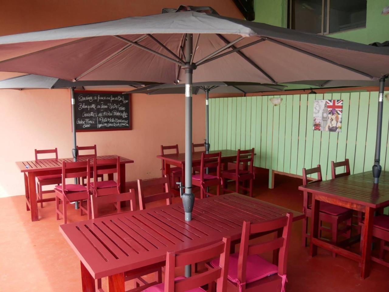 Coco Beach Hotel Kribi Exterior photo